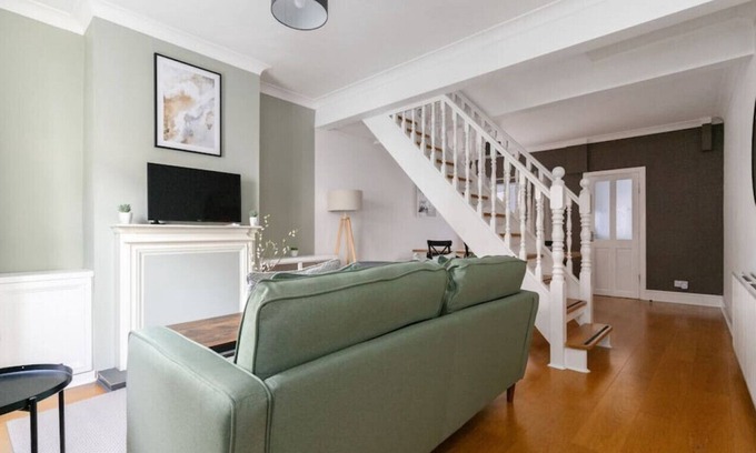 Plaistow and Sundridge Apartment | The Bromley Collection