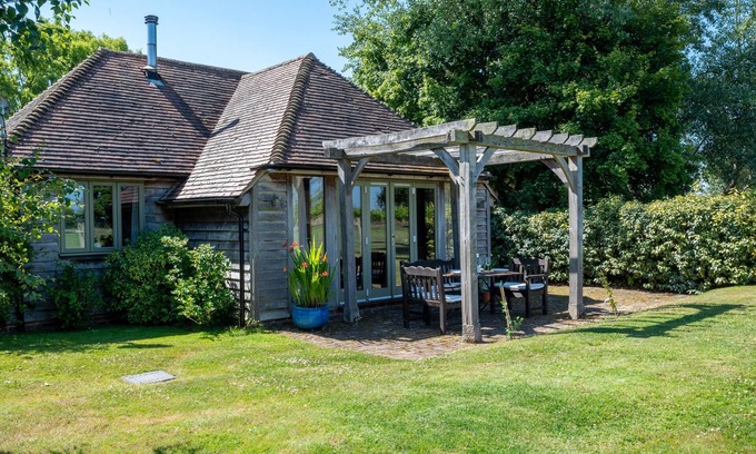 Beckley House | The Bryer - Two Bedroom House, Sleeps 4