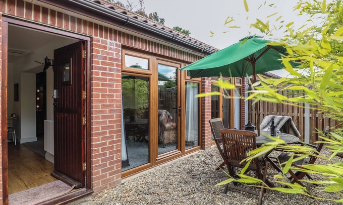 Norwich Cottage | THE BULL PEN, pet friendly, with open fire in Rackheath