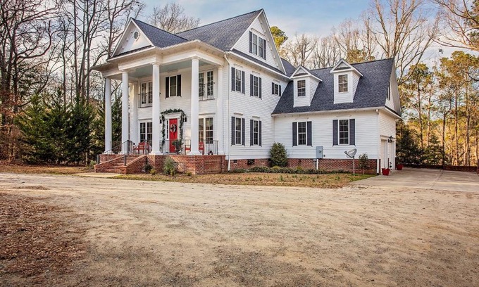 Terry Sanford Bed & Breakfast | The Bullington Manor