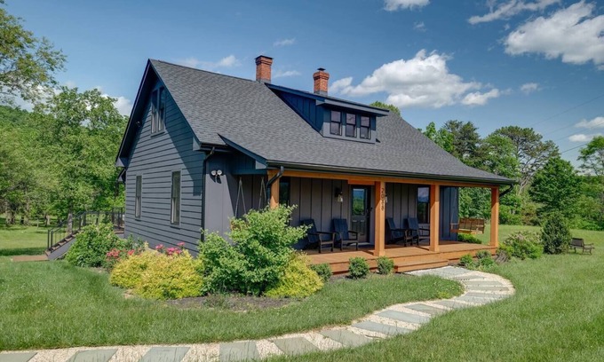 Afton House | The Bungalow at Afton Mountain Retreat