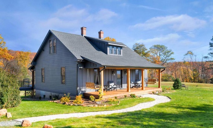 Afton House | The Bungalow at Afton Mountain Retreat