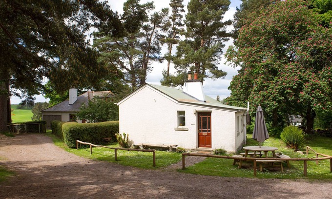 Elgin Cottage | The Bungalow