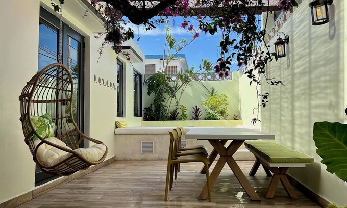 Parque House | The Bungalows by HOUS offer a lush tropical paradise perfect for a relaxing getaway.
