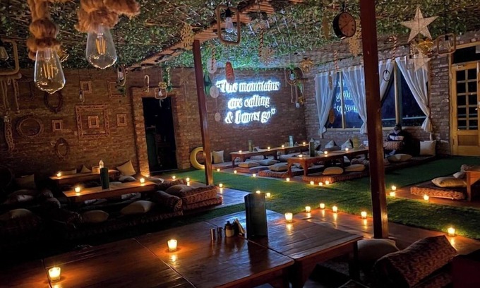 Dugalbitta Hotel | The Bunker House Cafe and Stay