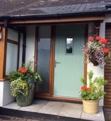 Stoke Gabriel House | The Burrows (ladybird lodgings)