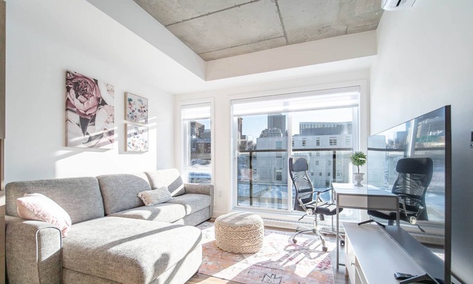 Saint-Roch Apartment | The Caïman Complex, 703