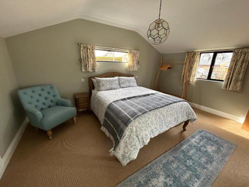 Gloucester House | The Cabin at the Croft - Idyllic rural retreat perfect for couples and dogs