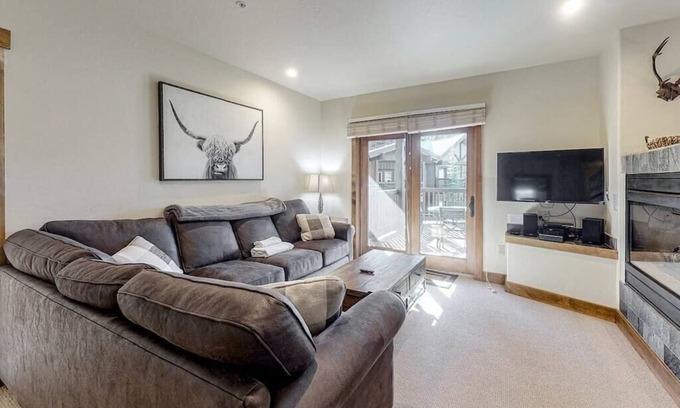 Copper Mountain Village Apartment | The Cache | 2 Bedroom Condo