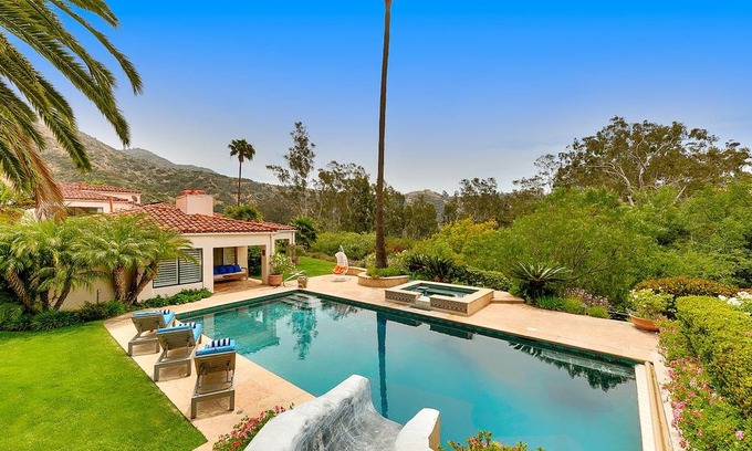 Malibu Villa | The Californian by Stay Awhile Villas