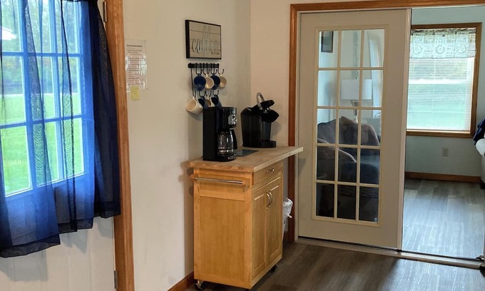 Sylvan Beach House | The Canal View Cottage