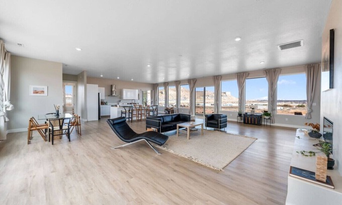Big Water House | The Canyon Dweller: A Luxury Haven near Page, AZ