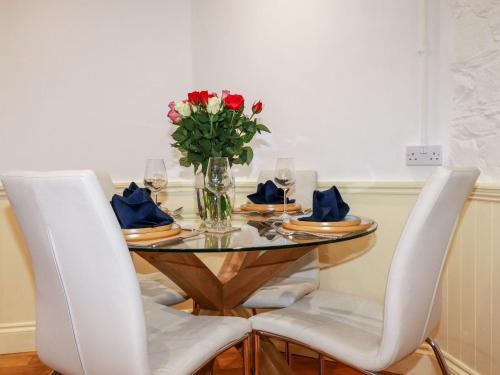 Torpoint Apartment | The Carew Loft