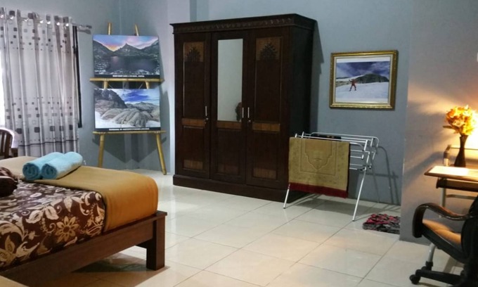 Biringkanya House | The Carstensz Homestay