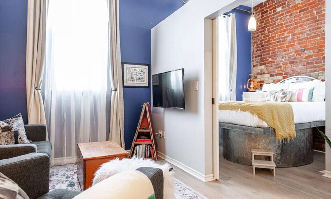 Stratford Apartment | The Cartographer’s Loft