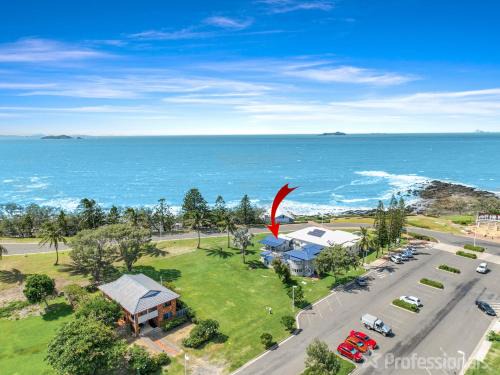 Emu Park House | The Castaway
