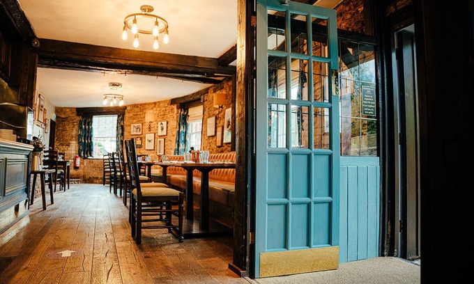 Castle Combe Hotel | The Castle Inn