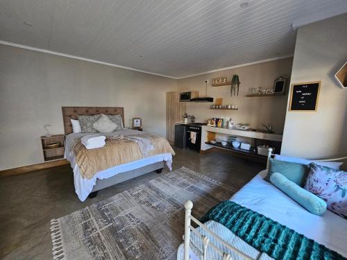 Kareeberg Apartment | The Central Suite