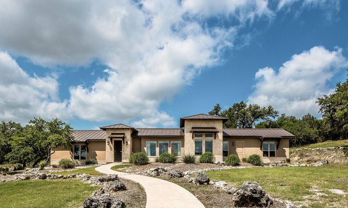 Spring Branch House | The Century Oak: 3-Unit Estate next to Remi's Ridge & Hayes Hollow