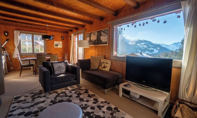 Barboleusaz Ski Chalet | The chalet is ideally located in a quiet area just above the Place de la Barboleuse in Gryon with it