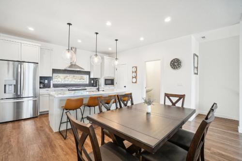 Mountain Green Apartment | The Charleston by Crafty Casitas, near Snowbasin, 2 Kings and a Queen