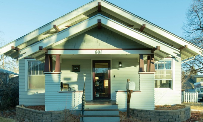 Loveland House | The Charming Craftsman in Downtown Loveland