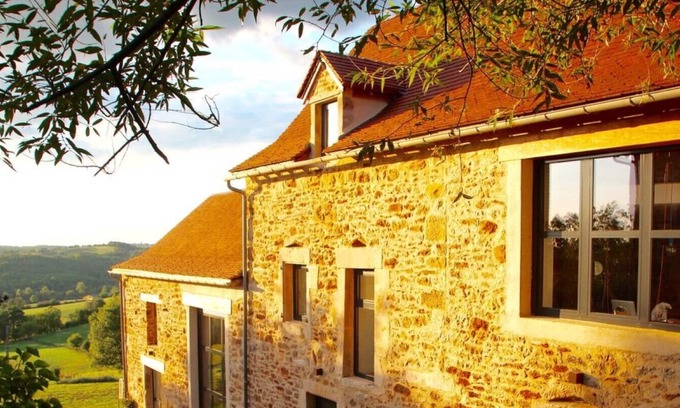 Saint-Remy House | THE CHARMING HOUSE AND ITS 2 PIGEONNIERS