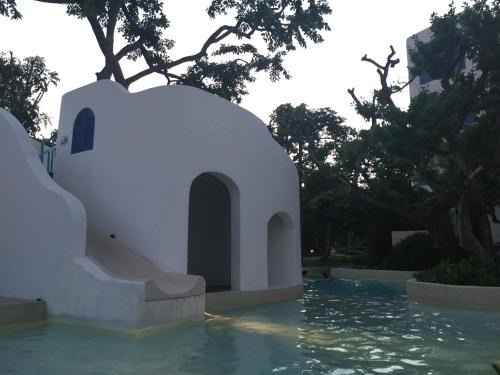 Khao Tao Apartment | The Chelona pool access by Away