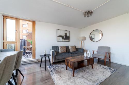 Chelsea Riverside Apartment | The Chelsea Apartment