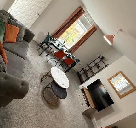 Ashington Apartment | The Chestnut - Free parking