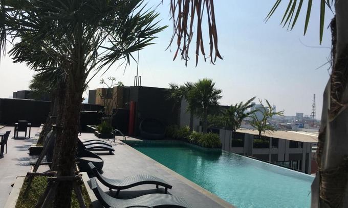 Central Pattaya Apartment | The Chezz by Apple & Frank