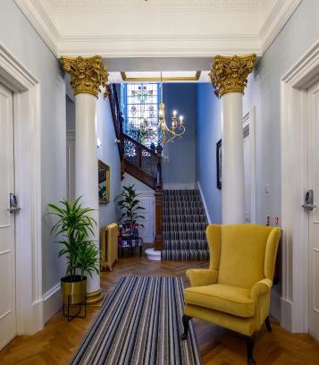 Glenisla Hotel | The Clarendon