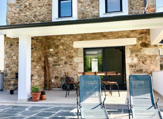 O Vicedo House | The Cliffs - Galleon Amieiro