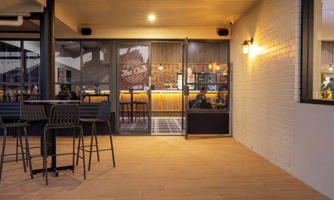 Gladstone Hotel | The Club Hotel