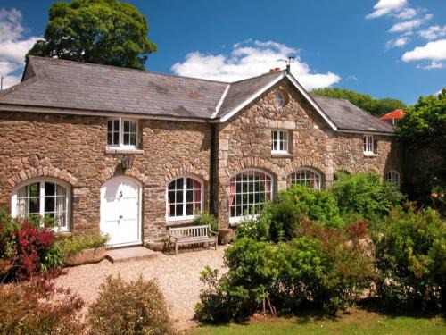 Mary Tavy House | The Coach House