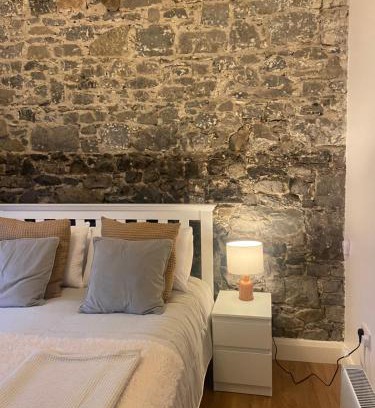 Suncroft Apartment | The Coach House