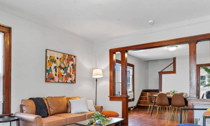 Columbus House | The Columbus Casa Sum