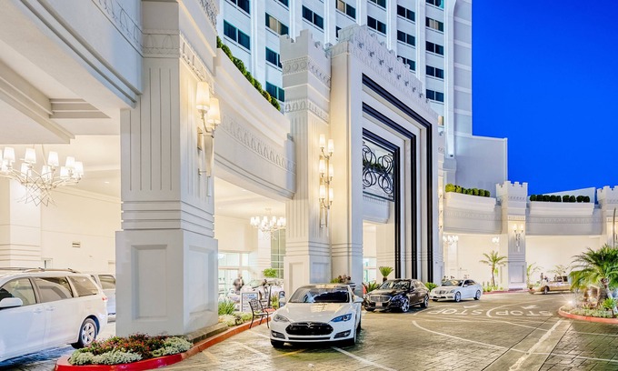 Los Angeles Hotel | The Commerce Casino & Hotel