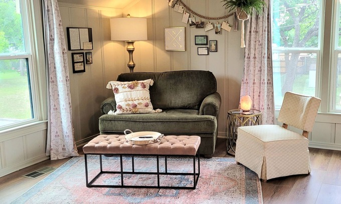 Stephenville Apartment | The Compass Loft Studio near TSU with EV Charger