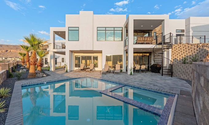 Hurricane House | THE COSMOS - MOON at Copper Rock! Private Pool/Spa