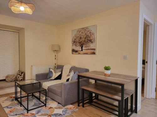 Chippenham House | The Cosy Coach House