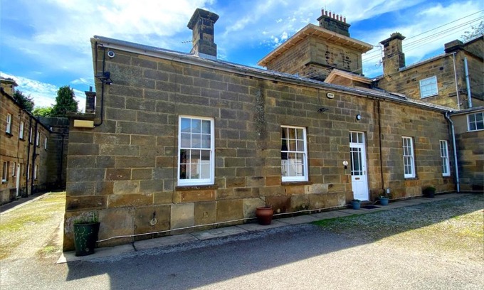 Carlton-in-Cleveland House | The Cottage