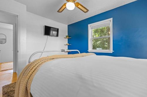 Harrison House | The Cottage on Abbey- Relaxing Summer Getaway in Harrison