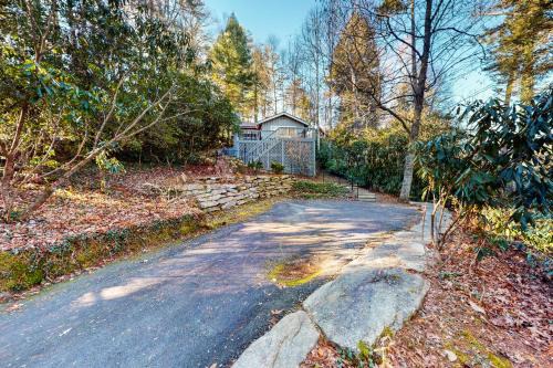 Mirror Lake House | The Cottage on Chowan