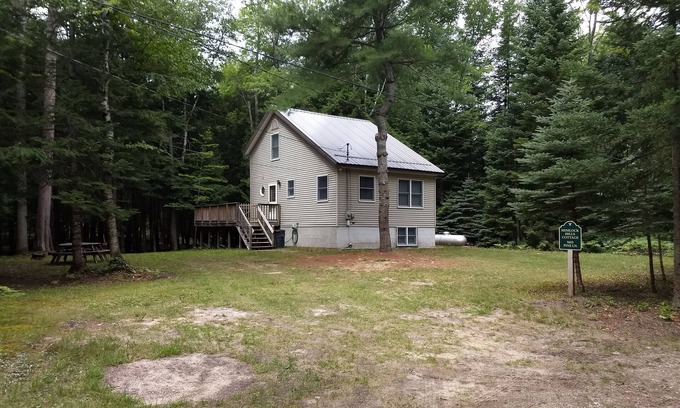 Posen House | The Cottage on Pine Ln @ Hemlock Hills on Mill Pond, near Sunken Lake w/2 kayak