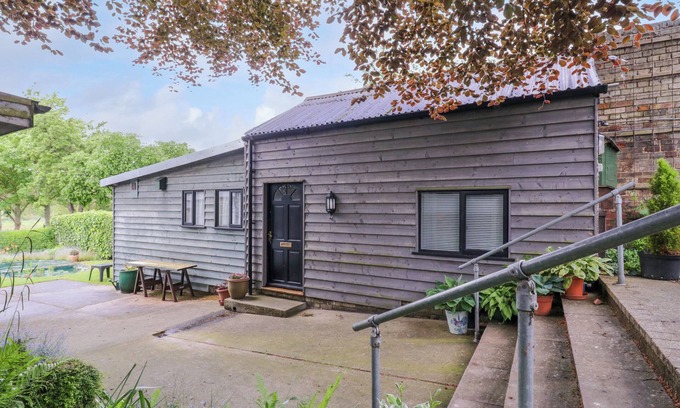 Sudbury Cottage | THE COTTAGE, romantic, character holiday cottage in Sudbury