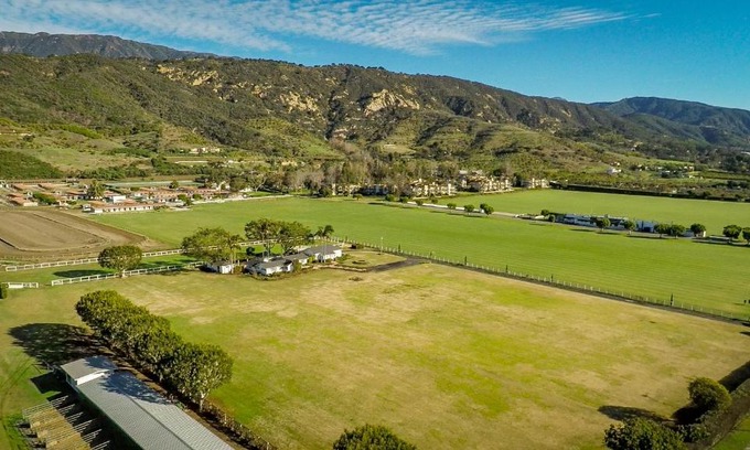 Toro Canyon House | The Cottages at Polo Run