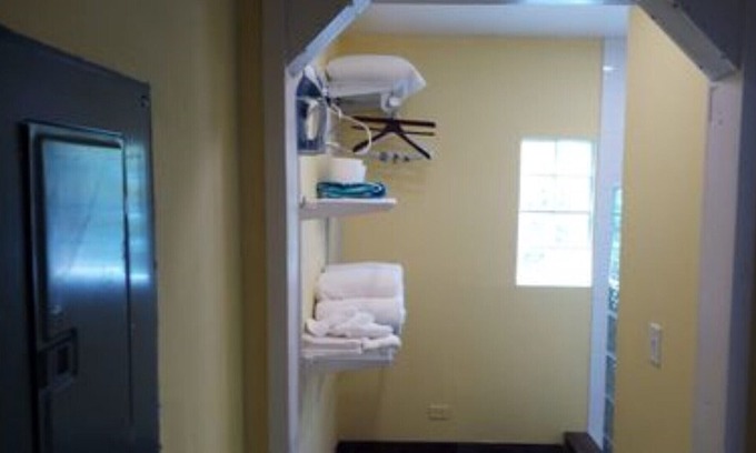 Clarence Town Apartment | The Country Cove Inn