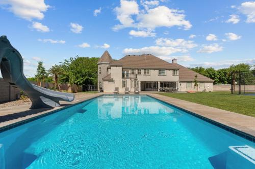 Hurricane House | The Country House home