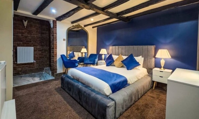 Stotfold Bed & Breakfast | The Courtyard lodge Room 6